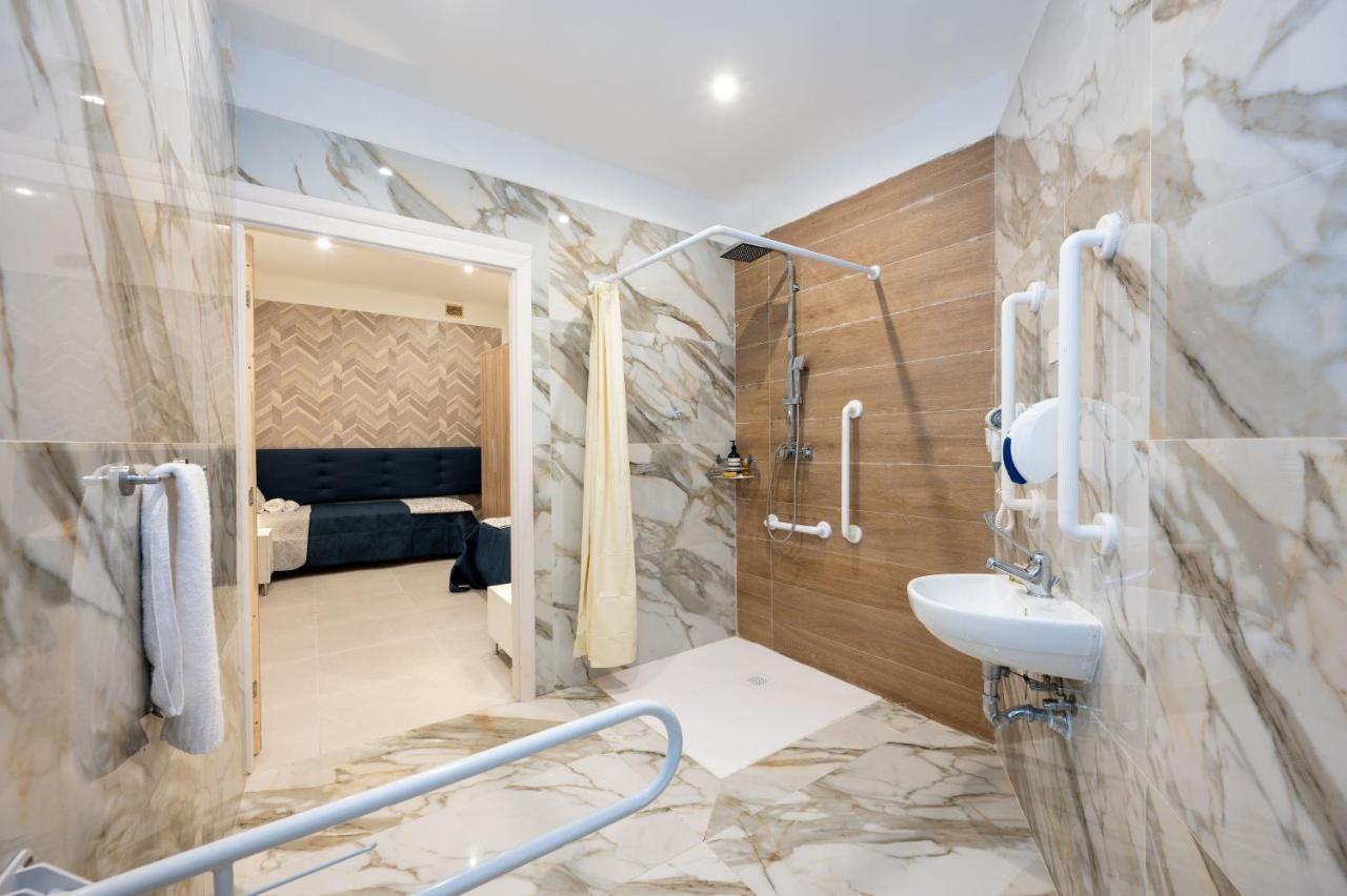 Vela Blu Boutique Hotel *